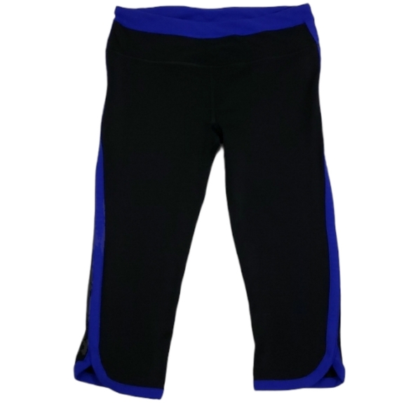 Victoria's Secret Pants - VSX Victoria Secret Sport Capri leggings